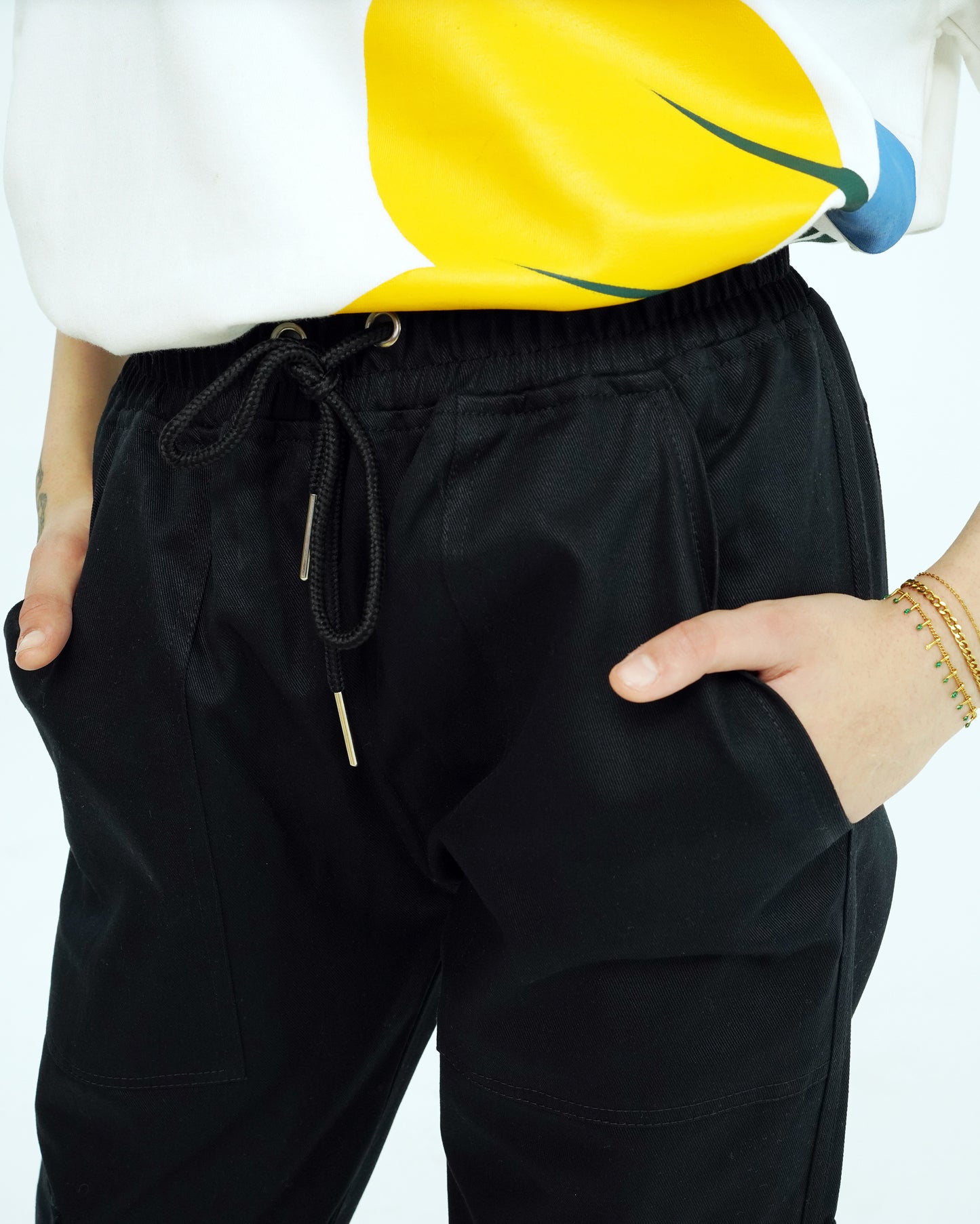 Black VI Cargo Trouser