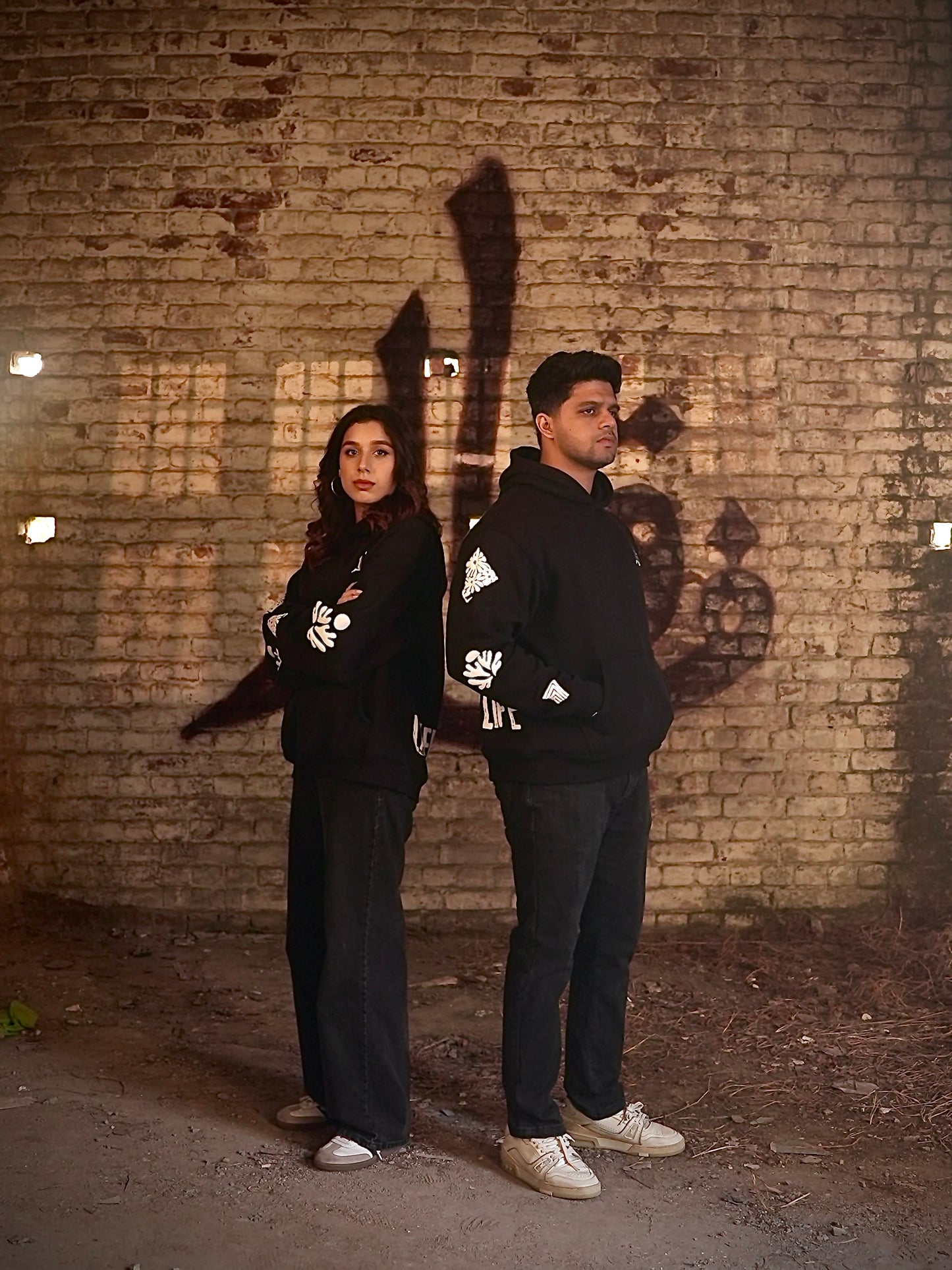 Layers of life black hoodie - Qafilastudio