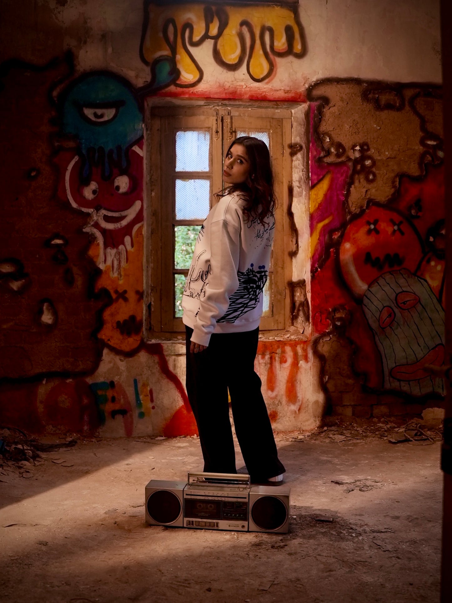 Khuwahish white sweatshirt - Qafilastudio