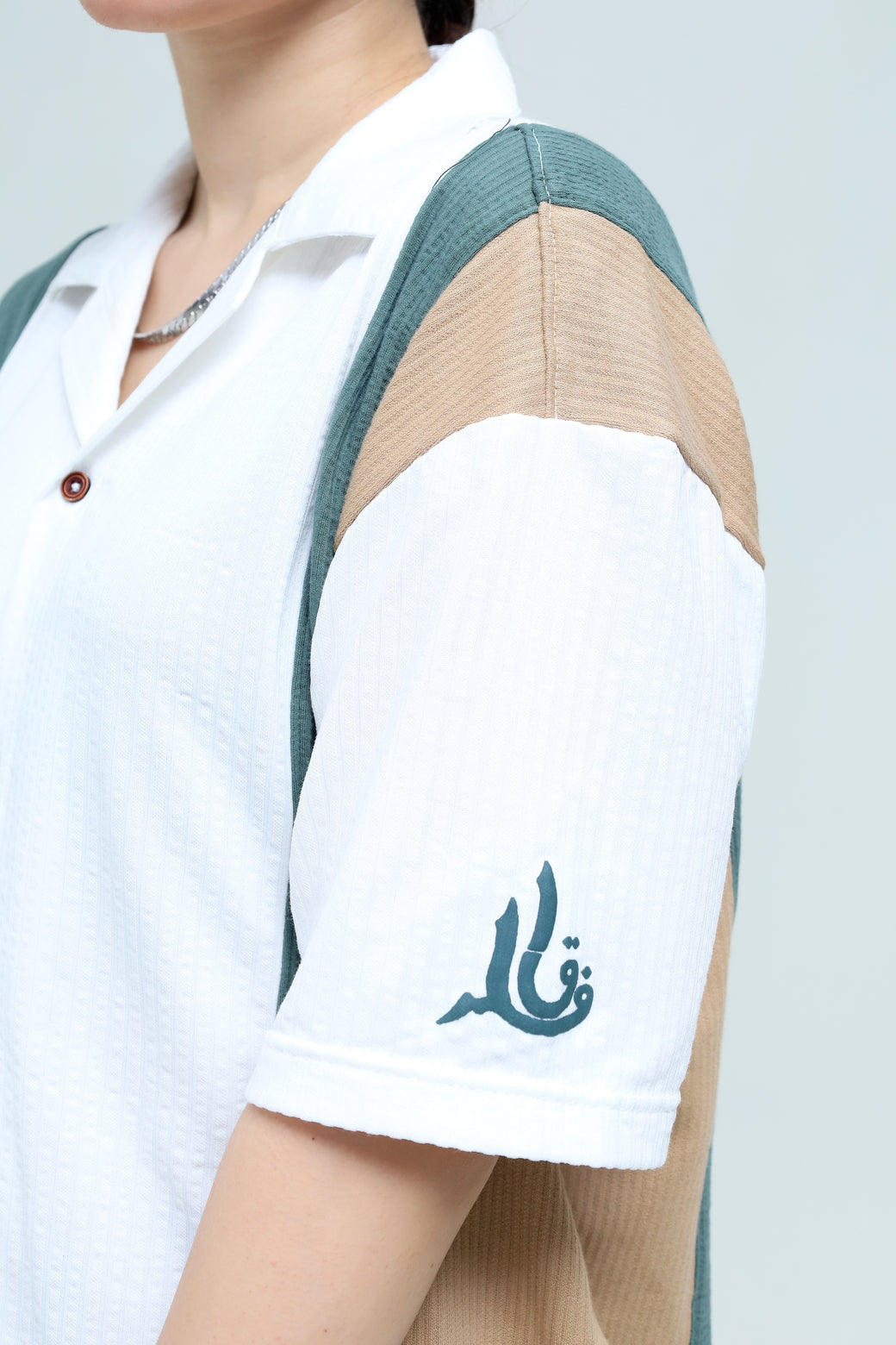 Tri-Color Cut & Sew Shirt - Qafilastudio