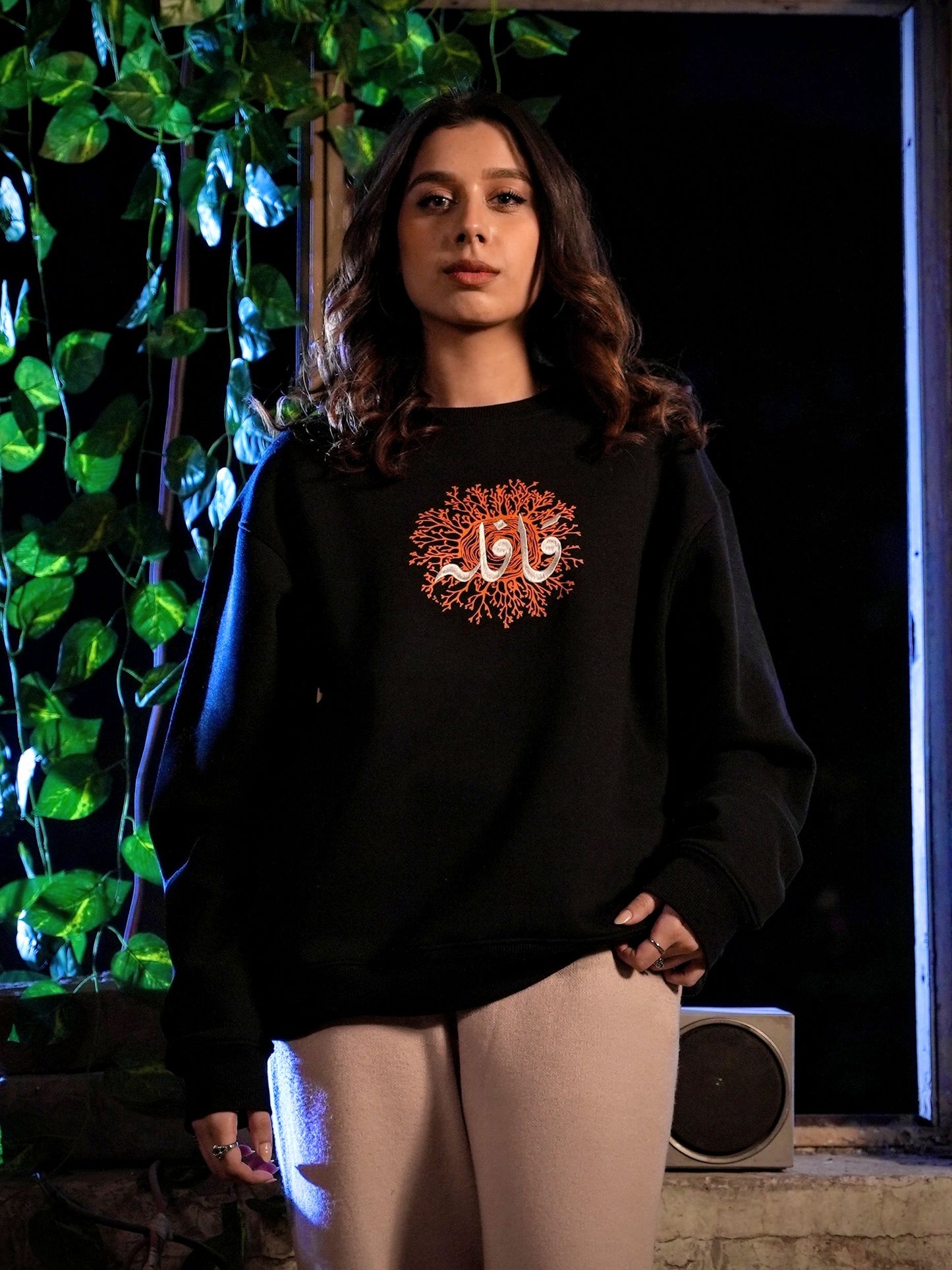 Junoon black sweatshirt - Qafilastudio