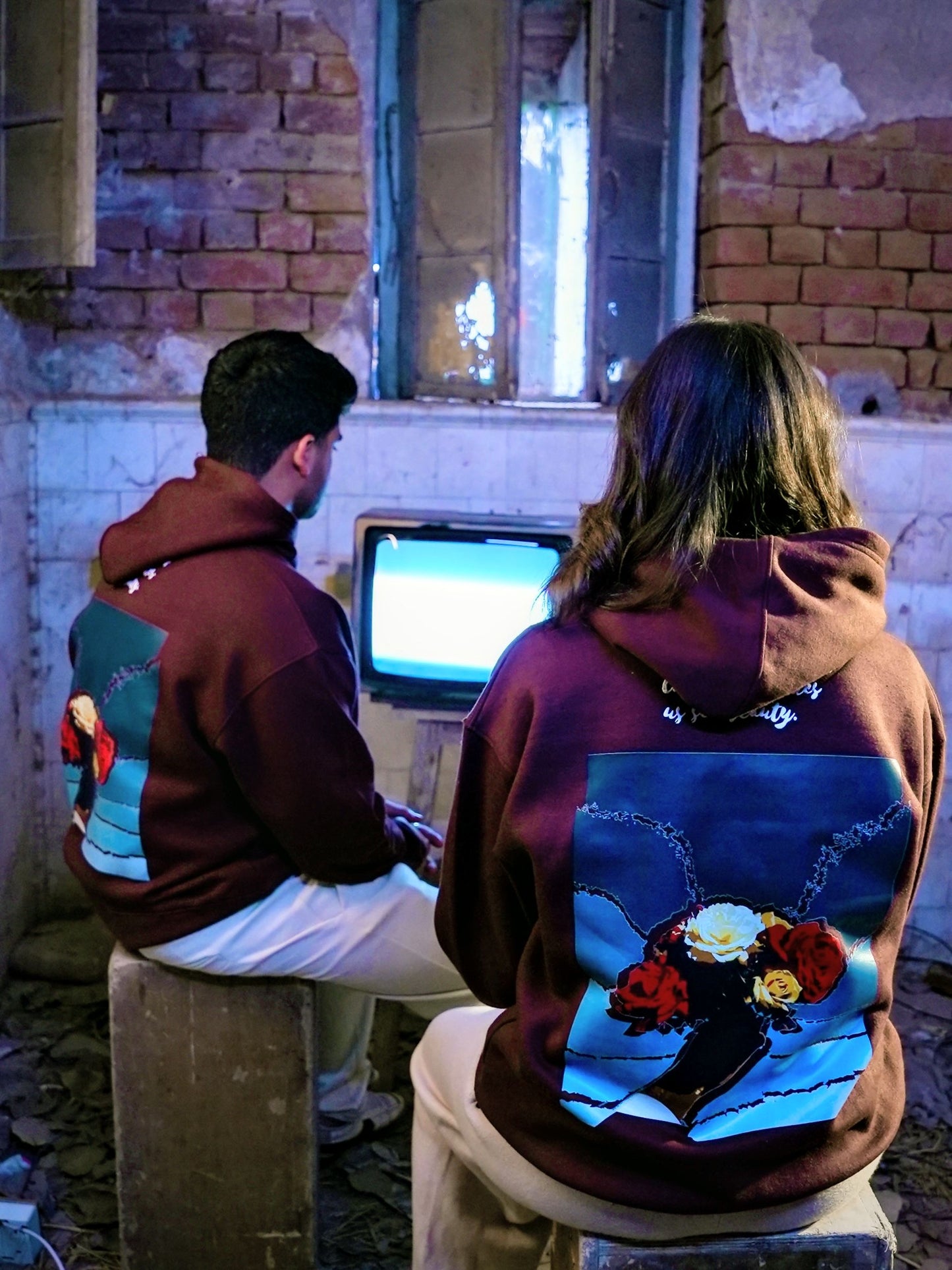 ULFAT BROWN HOODIE - Qafilastudio